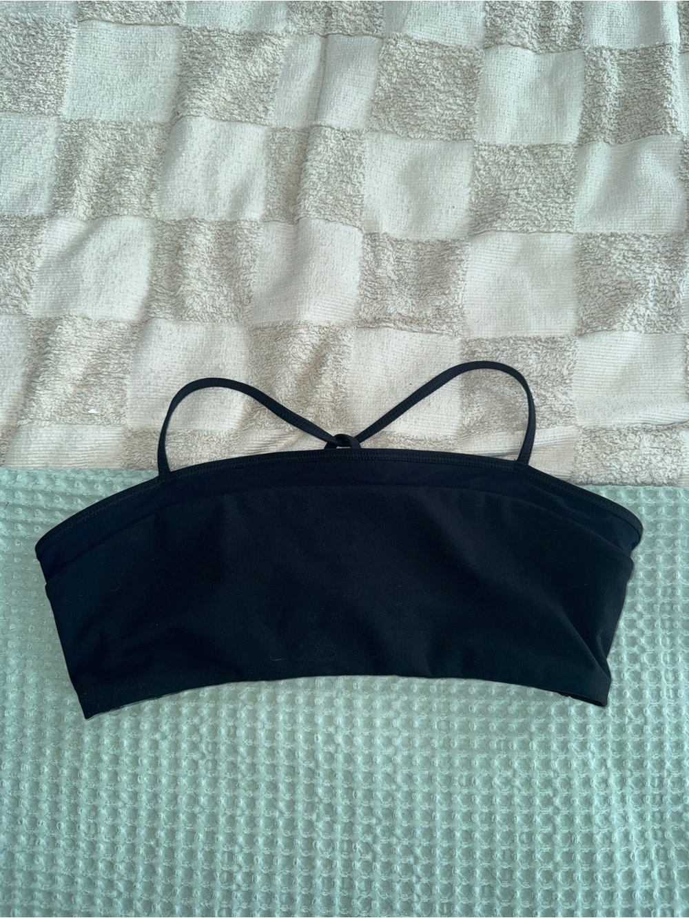 NWOT Vuori Black Hot Mesh Bra